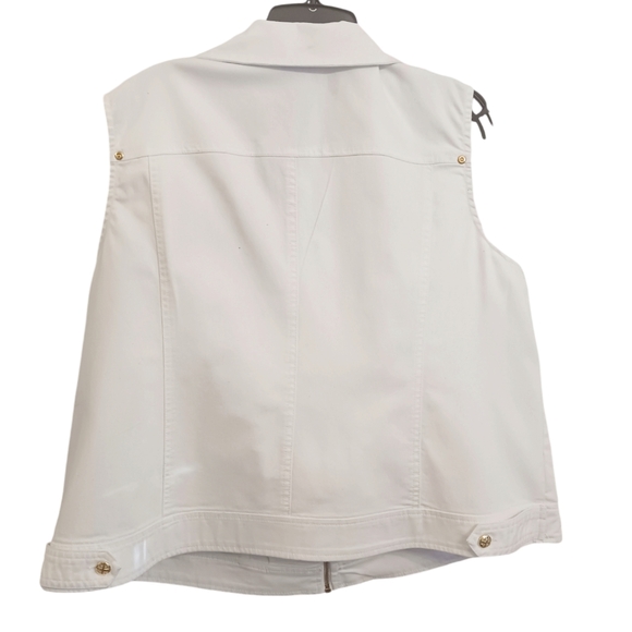 Linea by Louis Dell'Olia Plus Size White ZipUp Vest with Gold Hardware Size 1X - Picture 2 of 4